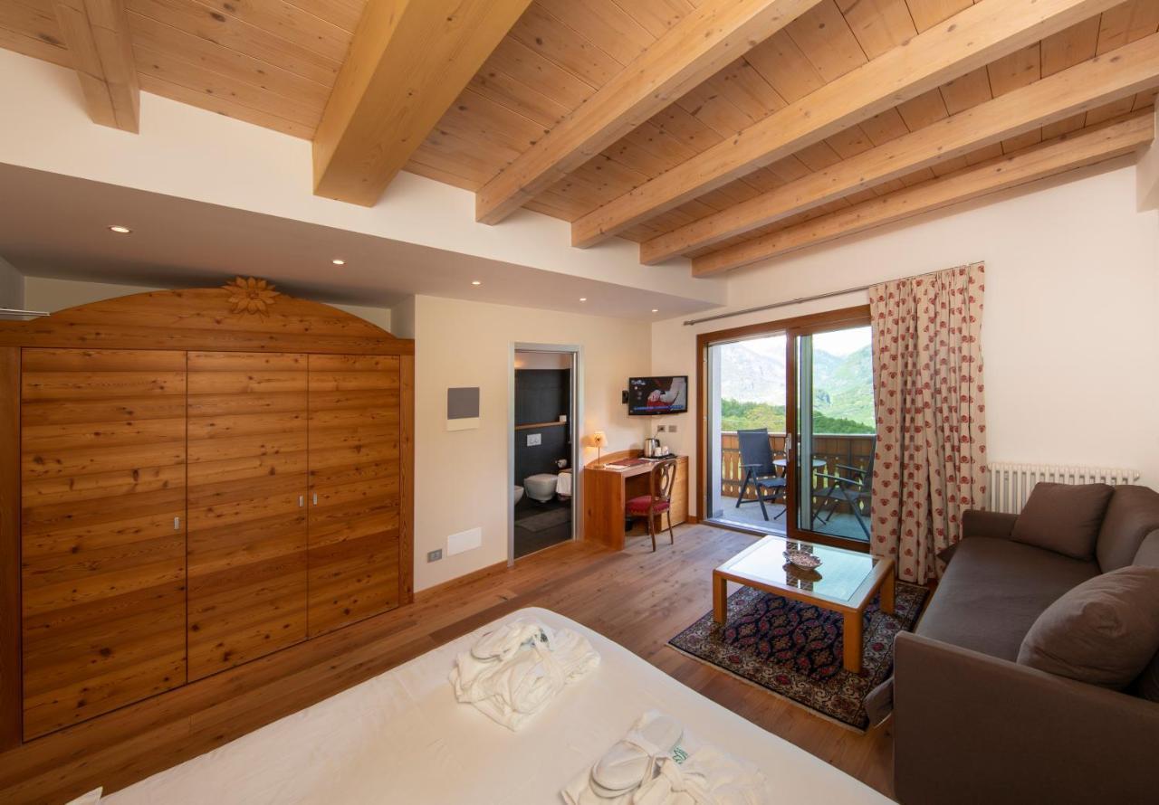 Albergo Edelweiss - Larespa Crodo Exterior photo