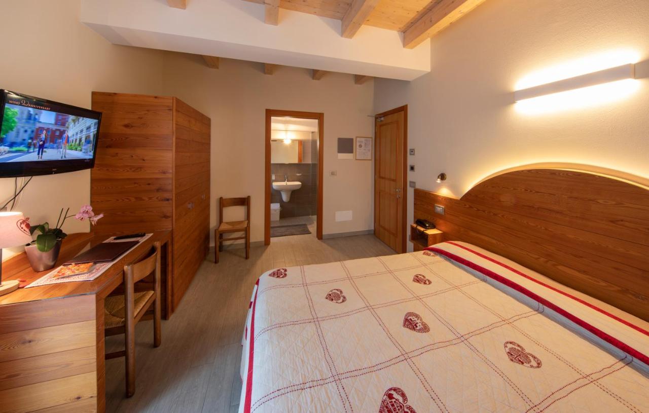 Albergo Edelweiss - Larespa Crodo Exterior photo